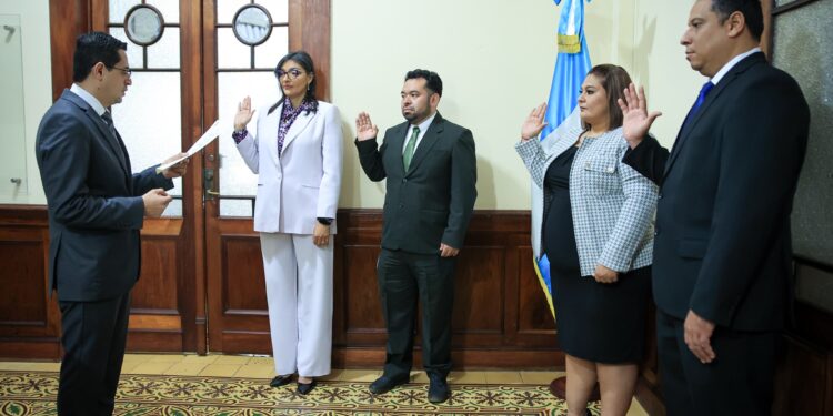 Estos viceministerios destacan la visión integral para lograr una agricultura competitiva y sostenible, contribuyendo a la reducción de la pobreza y la preservación del medio ambiente. / Foto: MAGA.