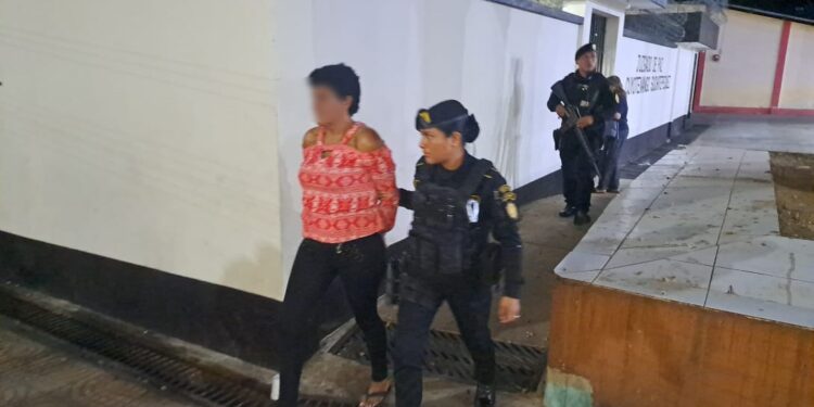 Operativo policial desata movimiento en la capital y departamentos