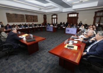 La primera reunión de gabinete del presidente Arévalo y la vicepresidenta Herrera marca un comienzo prometedor para el nuevo gobierno. / Foto: Daniel Hernández.