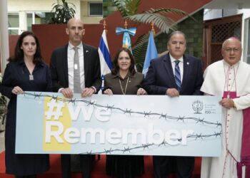 Guatemala honra la memoria de las víctimas del Holocausto
