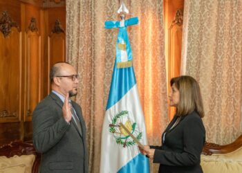 Mervin Pérez, director ejecutivo de la Autoridad para el Manejo Sustentable del Lago de Atitlán y su Entorno (AMSCLAE). // Foto: Gobierno de Guatemala.