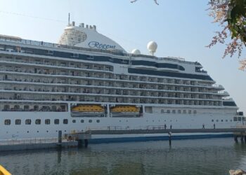 Migración agiliza más de mil controles migratorios de turistas que ingresaron en dos cruceros