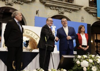 Mandatario destaca acciones efectuadas durante el proceso de transición en Guatemala. / Foto: Gobierno de Guatemala.
