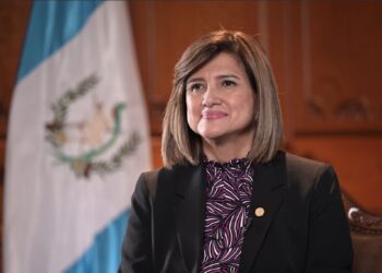 Presidenta en funciones, Karin Herrera. / Foto: Álvaro Interiano.
