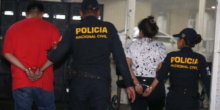 Operativos exitosos en las últimas 24 horas: 65 capturados y decomiso de armas