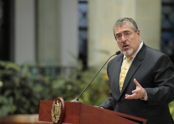 Presidente Bernardo Arévalo confirmó inasistencia de la fiscal general. / Foto: Noé Pérez.
