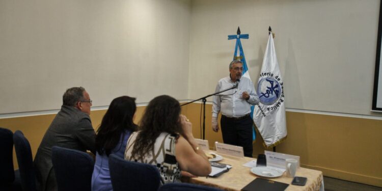 Ministro de Salud compartió sobre la reducción de muertes maternas en Huehuetenango. /Foto: MSPAS