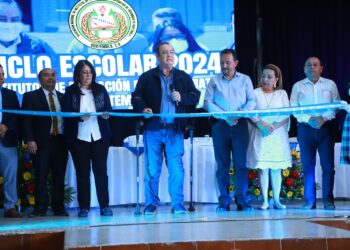 Inicio del ciclo escolar 2024 para institutos por cooperativa. /Foto: Mineduc.