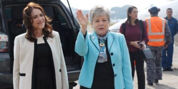 Arribo de autoridades de México a la transmisión de mando presidencial en Guatemala