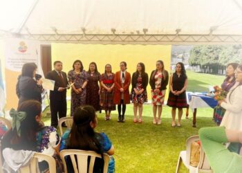 Finaliza diplomado en nutrición materno infantil para educadoras en Totonicapán