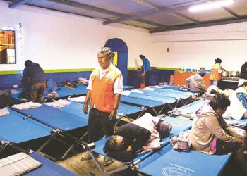 La Conred enfatiza la importancia de la cooperación ciudadana y la adopción de precauciones para mitigar los riesgos asociados al descenso de temperatura. / Foto: Conred.