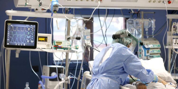 La hidroxicloroquina se utilizó sin evidencias mayores de sus beneficios. / Foto: EFE.