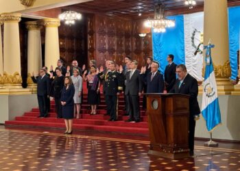 Presidente Arévalo juramenta a su Gabinete de Gobierno