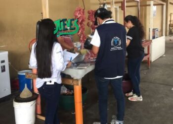 Verifican normas sanitarias en carnicerías de Chiquimula