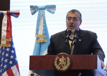 Presidente Arévalo en el evento de la Cámara de Comercio Guatemalteco-Americana. /Foto: Noé Pérez.