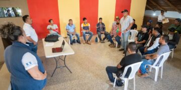 Vecinos de Asunción Mita, Jutiapa, fortalecen sus capacidades en electricidad domiciliaria