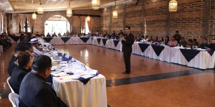 Conforman comisión receptora de expedientes para terna de gobernador departamental de Huehuetenango