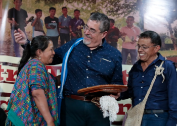 Presidente Arévalo reconoció la importancia de escuchar a los pueblos indígenas. / Foto: Noé Pérez.