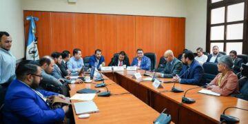 Más de 2 mil 700 escritorios serán entregados en Jalapa