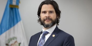 Antonio Romero asume como viceministro de Inversión y Competencia