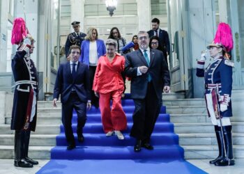 Presidente Arévalo se reúne con el alcalde de Madrid, España