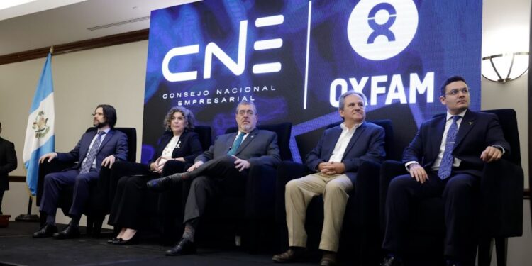 CNE efectúa el foro Fundamentos para una Ley de Competencia