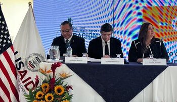 Centro de Recopilación y Análisis de Información Migratoria