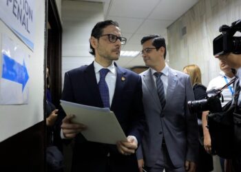 Cuál es el proceso de la solicitud de antejuicio en contra de la fiscal general