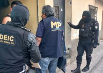Autoridades ejecutan 22 allanamientos con el fin de investigar y combatir la extorsión
