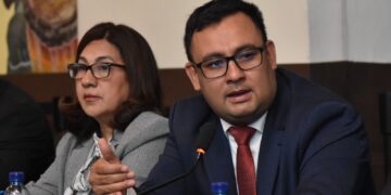 El Intendente de Recaudación Fernando Suriano, dejo el cargo.