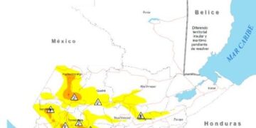 Debido a la sensación térmica de heladez se recomienda abrigarse muy bien.// Foto: Insivumeh.