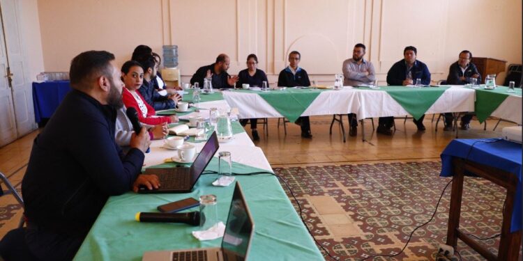 GAE da seguimiento a facilitación de trámites en el Ejecutivo