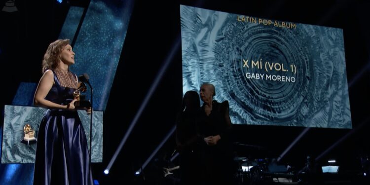 Gaby Moreno gana Grammy a “Mejor Álbum Pop Latino”