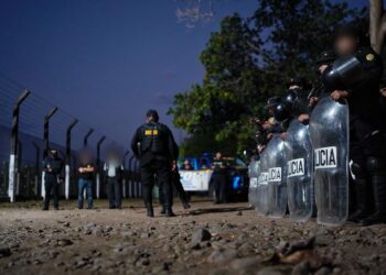 El operativo en la Granja Penal Canadá destaca la importancia de medidas preventivas y acciones inmediatas para salvaguardar la integridad y seguridad / Foto: Mingob.