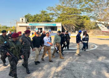 Supervisan operaciones interinstitucionales en frontera Guatemala-México