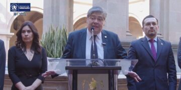 Ministro de Gobernación en conferencia de prensa. / Foto Mingob.