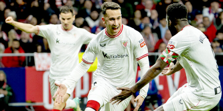 El Athletic revienta el Metropolitano y mira a la final