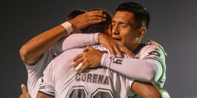 Festival de goles en el Doroteo Guamuch