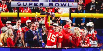 Mahomes tiñe de oro la dinastía de los Chiefs