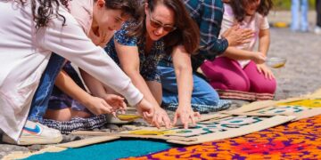 Las alfombras son símbolo de fe y devoción en Guatemala. /Foto: Inguat