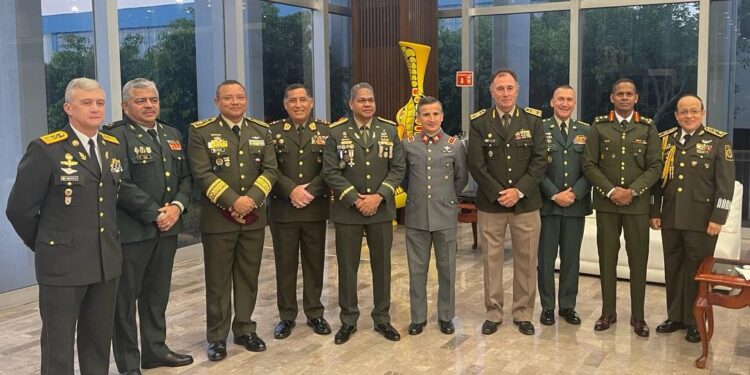 Defensa destaca participación en conferencia de comandantes de Ejércitos americanos