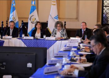 Gabinete Económico impulsará la agricultura familiar, emprendimiento e inversión . / Foto: Gilber García y José Archila.