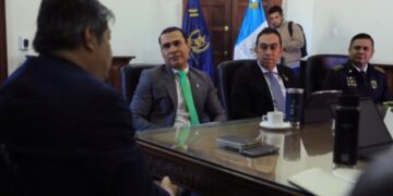 Mingob y comuna de Mixco fortalecen cooperación en seguridad