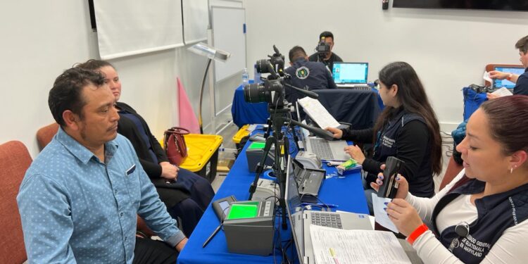 Más de 6 mil servicios fueron brindados en consulados móviles durante febrero en los EE. UU. / Foto: Minex.