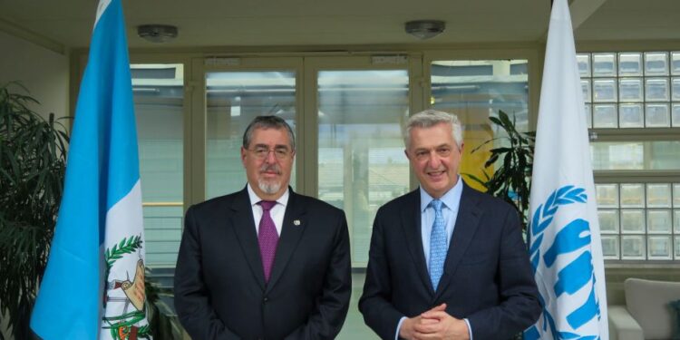 El Presidente se reunirá con Felipe VI y Sánchez en vista oficial a España