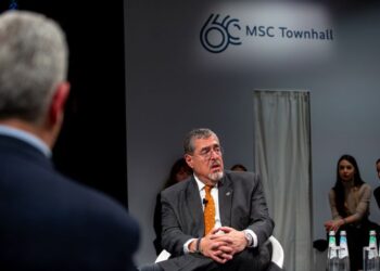 Presidente Arévalo asiste a conferencia sobre seguridad en Múnich