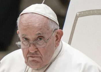 El Papa advierte de que la sociedad actual está “llevando el mundo a límites peligrosos”