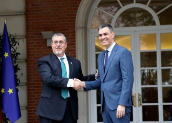 Presidente Bernardo Arévalo se reunió con el presidente Pedro Sánchez