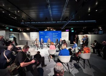 Presidente Bernardo Arévalo inicia visita oficial por Europa