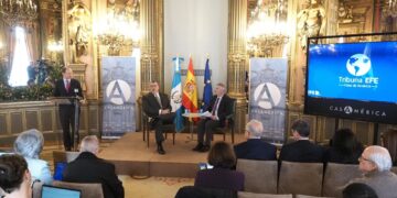 Presidente Bernardo Arévalo en entrevista con Tribuna EFE